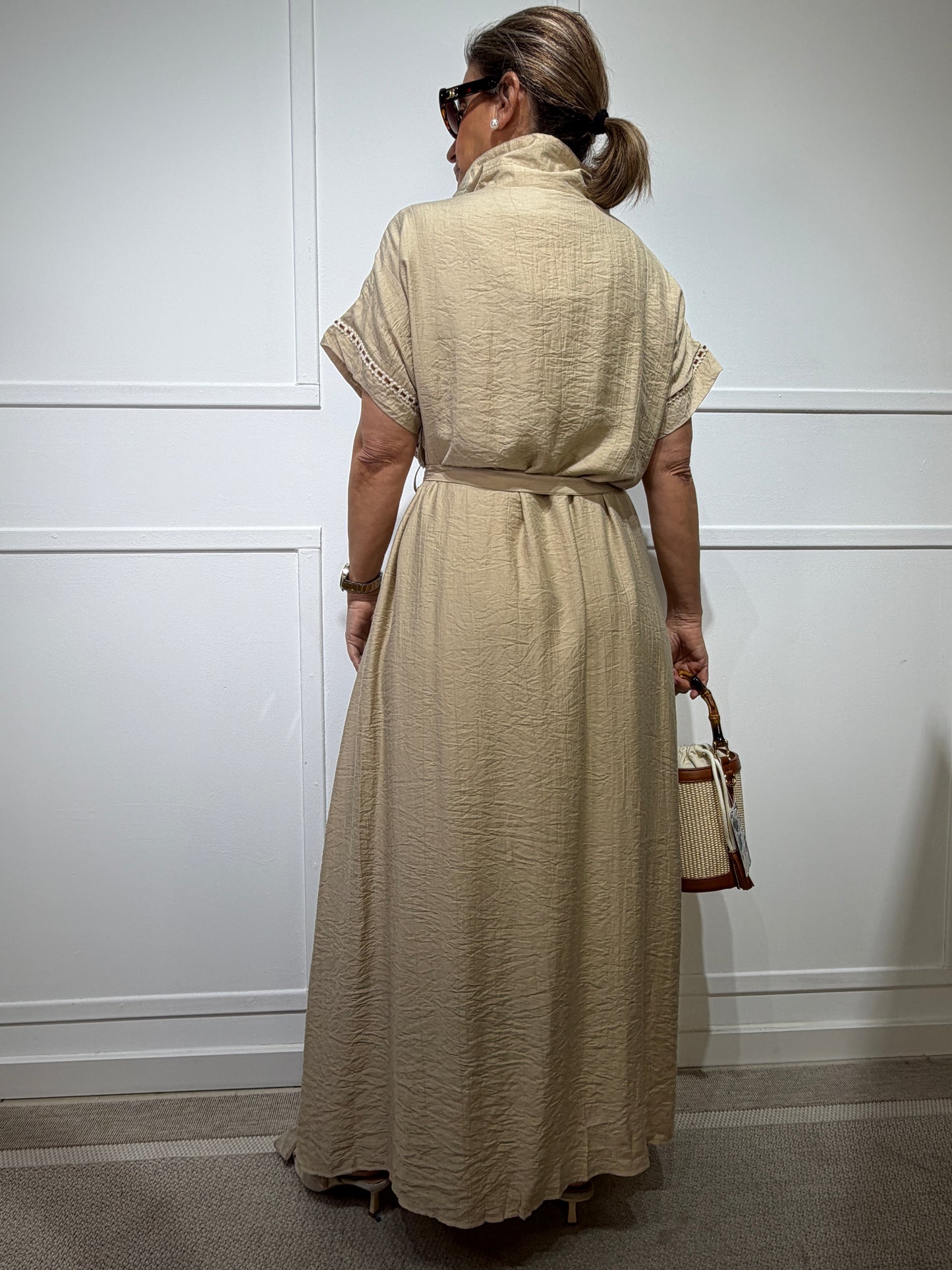 Vestido camisero bordado