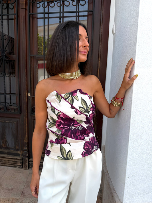 Top Karina