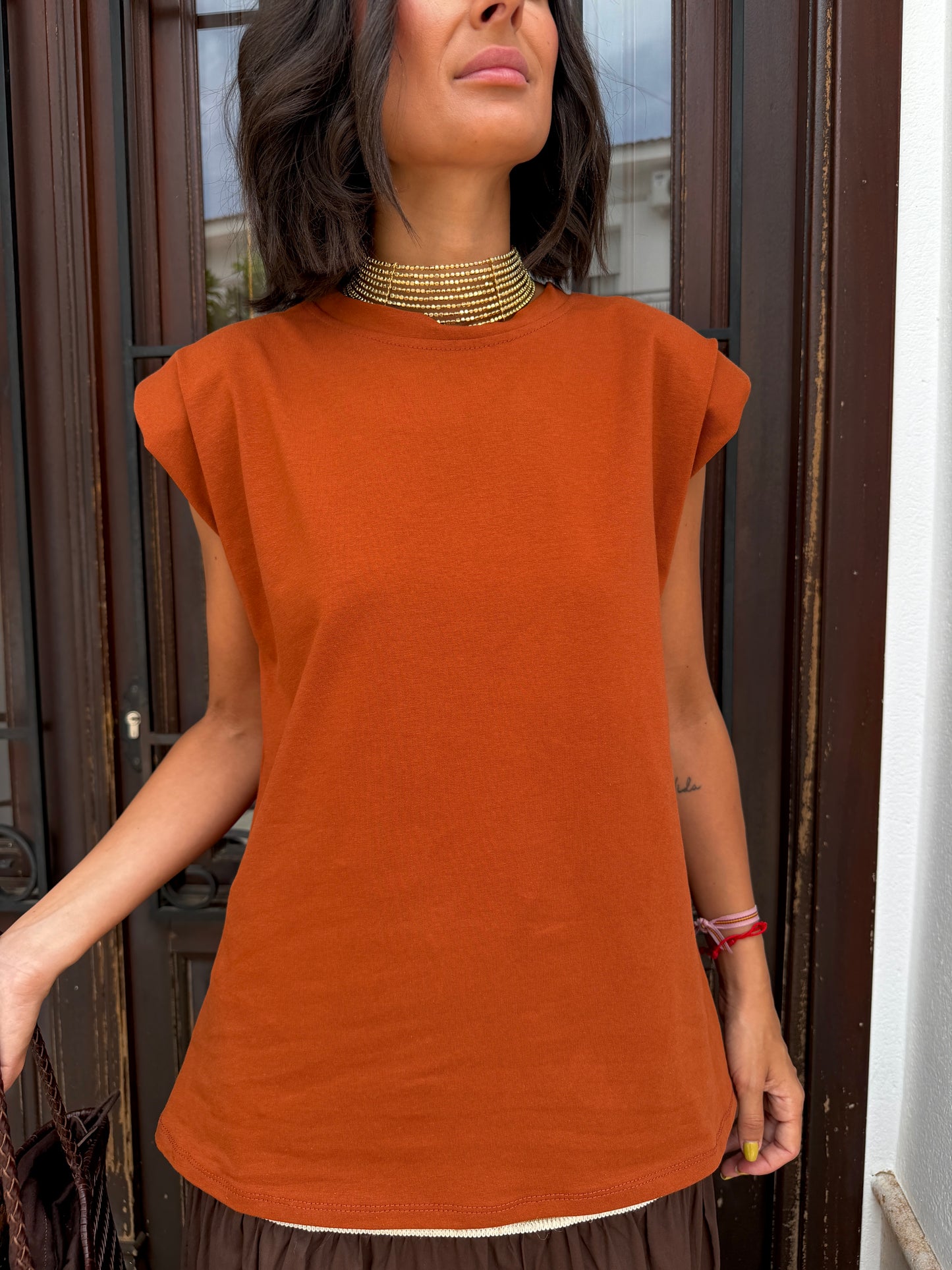 Camiseta Hombreras