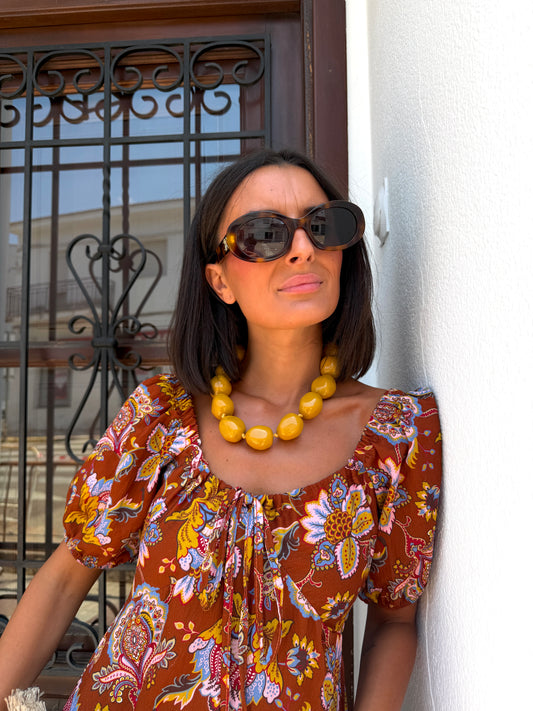 Collar Bolitas Mostaza