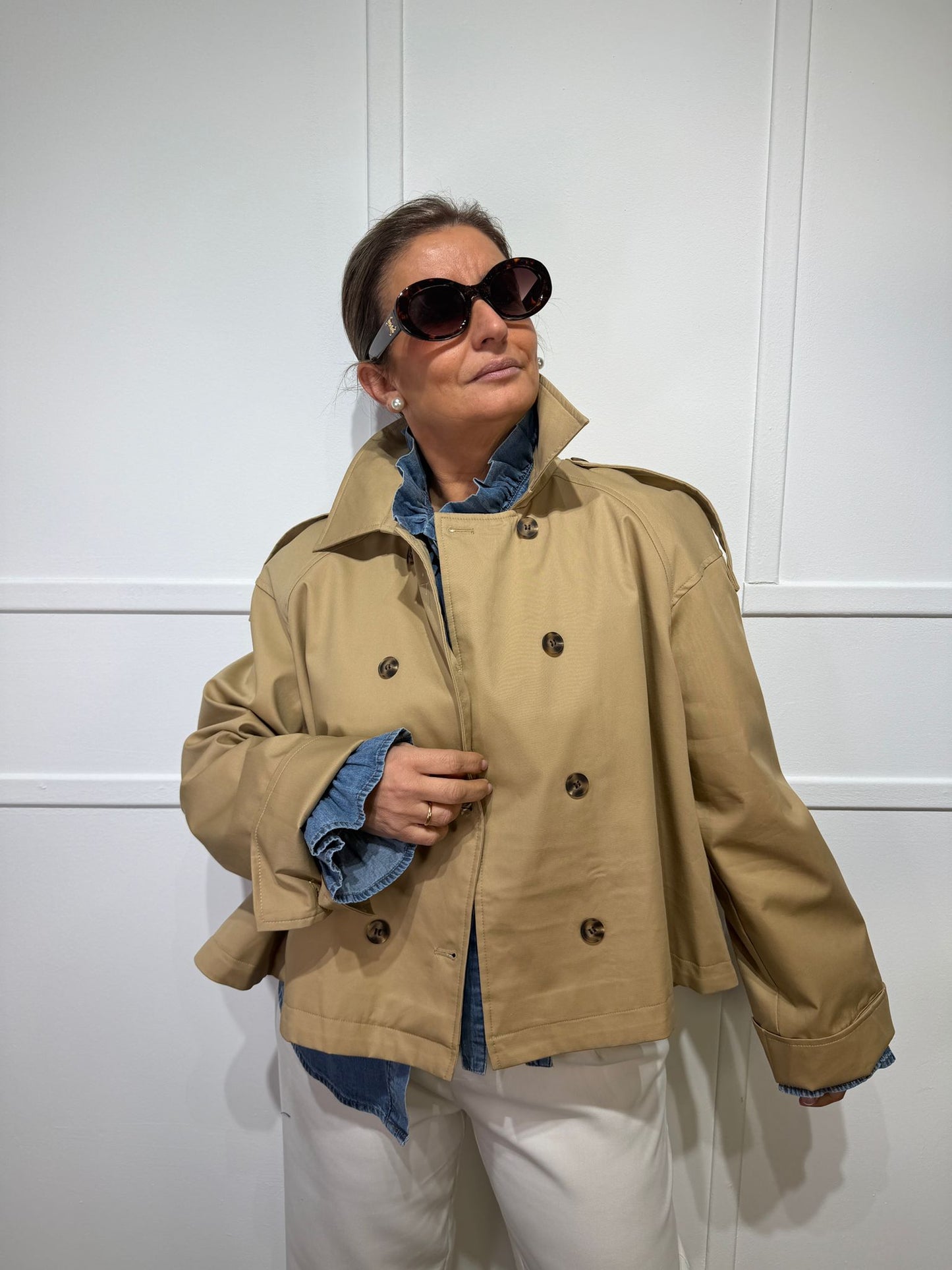 Gabardina corta camel